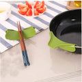 Anti-spill Silicone Spout Funnel for Pots Pans and Jars Kitchen Gadget Tool - Offer Hunts
