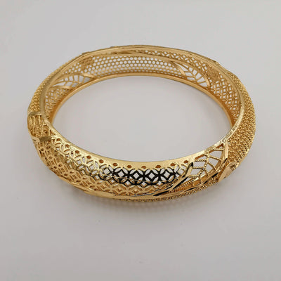 24k Gold Plated Round Design Bangle Bracelet - Offer Hunts