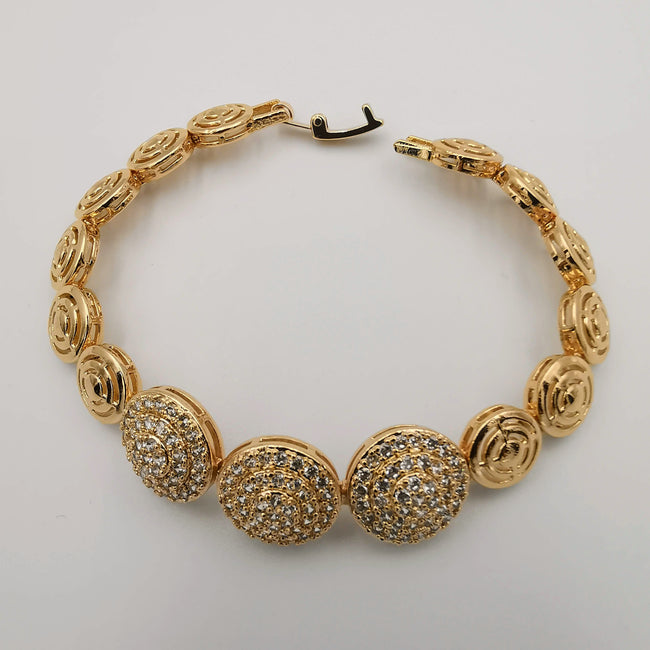 24K Gold Plated Majestic Simulated Diamond Bracelet - Offer Hunts