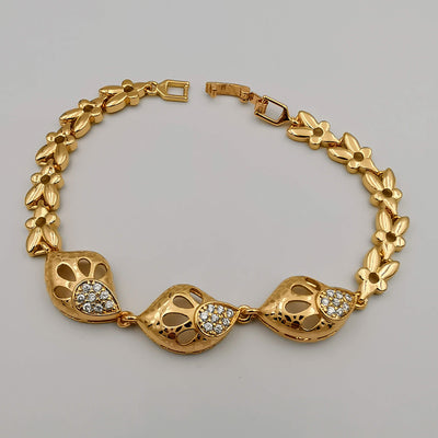 24K Gold Plated Engraved Shell with Crystal Bracelet - CD - Offer Hunts
