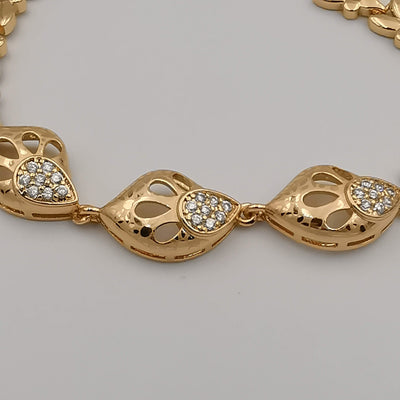24K Gold Plated Engraved Shell with Crystal Bracelet - CD - Offer Hunts