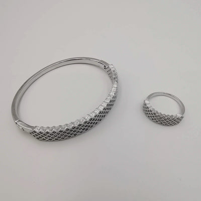 24K White Gold Plated Bracelet and Ring Size 18.5 Set - Offer Hunts
