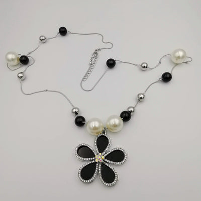 Floral Pearl Bead Necklace - Golden and Silver - Offer Hunts