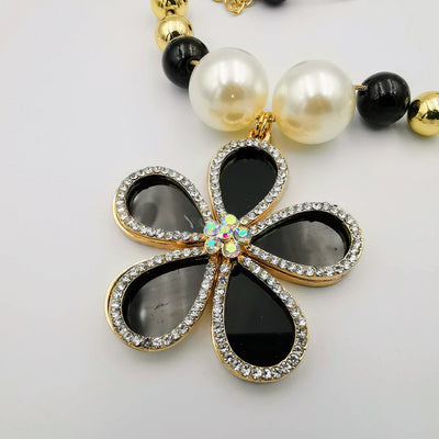 Floral Pearl Bead Necklace - Golden and Silver - Offer Hunts