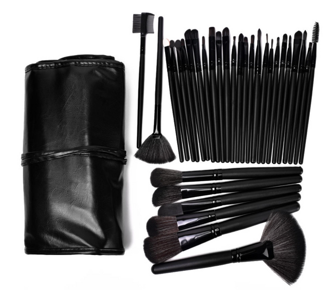 32 Pieces Professional Makeup Brush Set with Bag - Offer Hunts