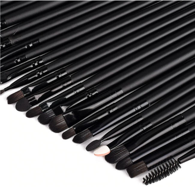 32 Pieces Professional Makeup Brush Set with Bag - Offer Hunts
