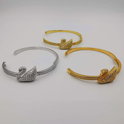 24K Gold Plated Stainless Steel Swan Bracelet Set [3 Pieces] - Adjustable Clasp Lock - Offer Hunts