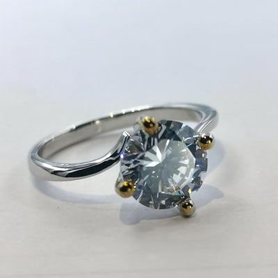 Kardi Silver Ring - 4 Gold Prongs and 1 Stone - Offer Hunts