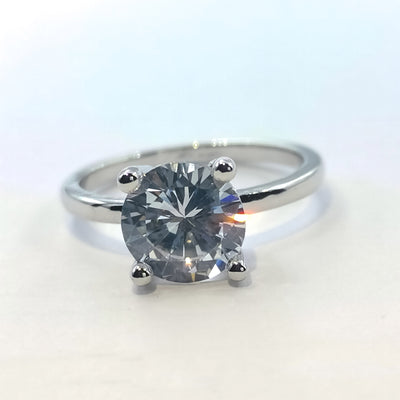 Classic Silver Ring - 4 Prongs and 1 Stone - Offer Hunts